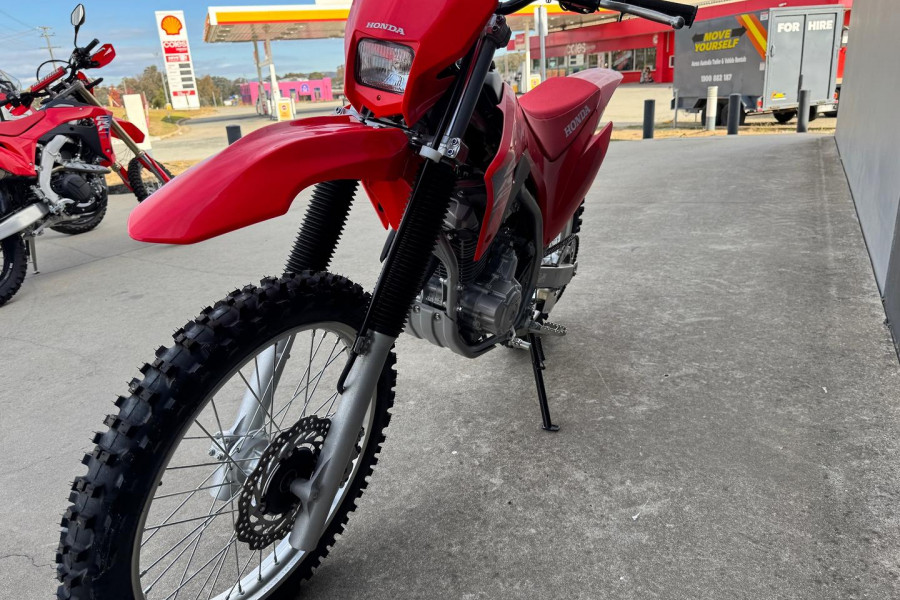 2025 MY24 Honda CRF250F CRF Image 11