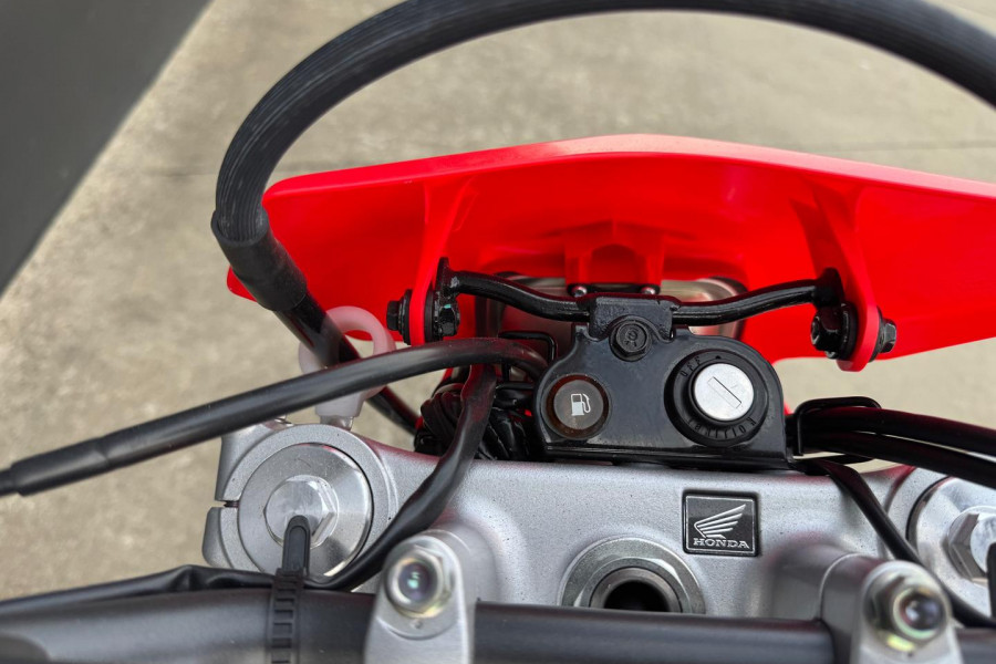 2025 MY24 Honda CRF250F CRF Image 15