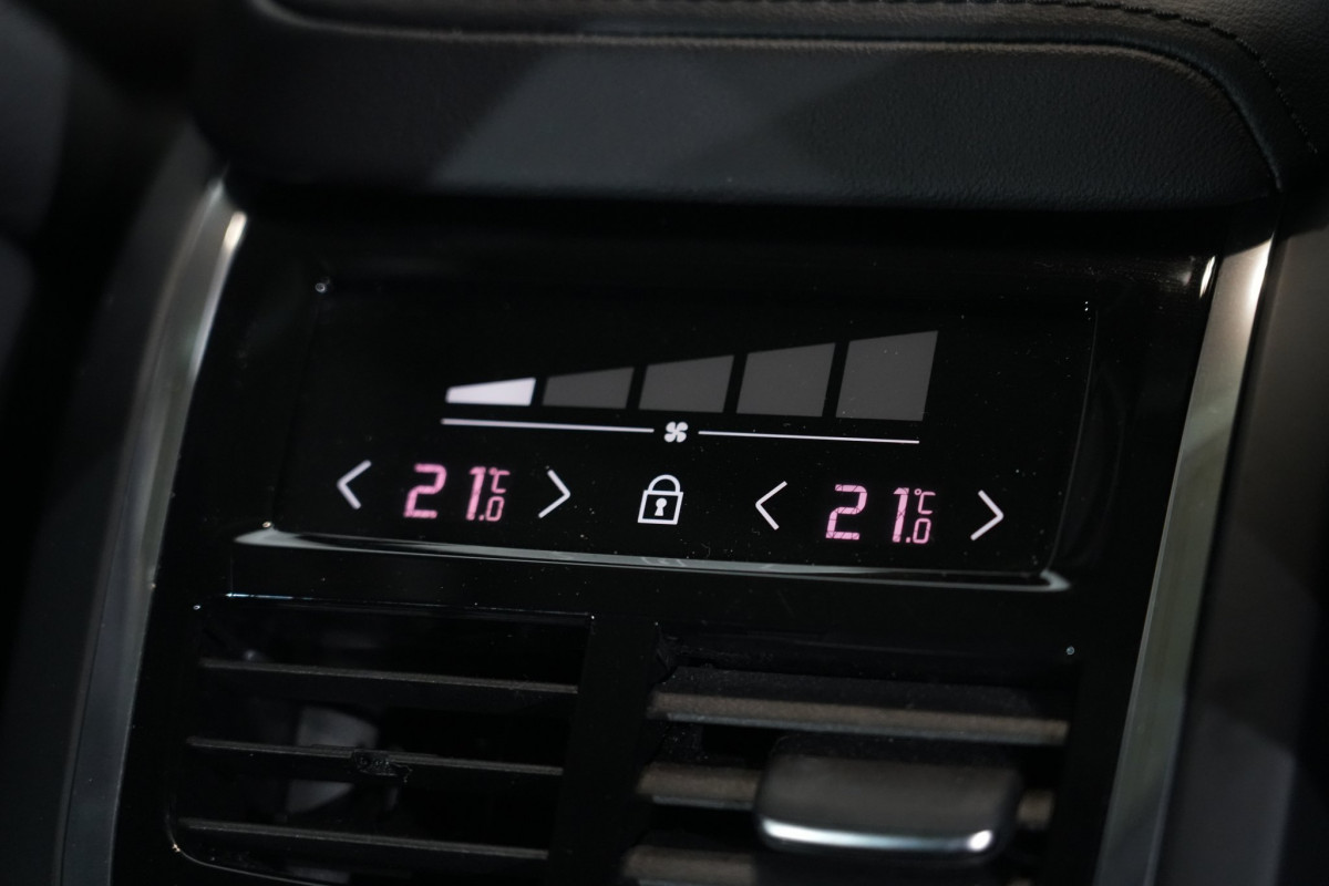 2023 Volvo XC60 UZ Ultimate B6 Dark SUV