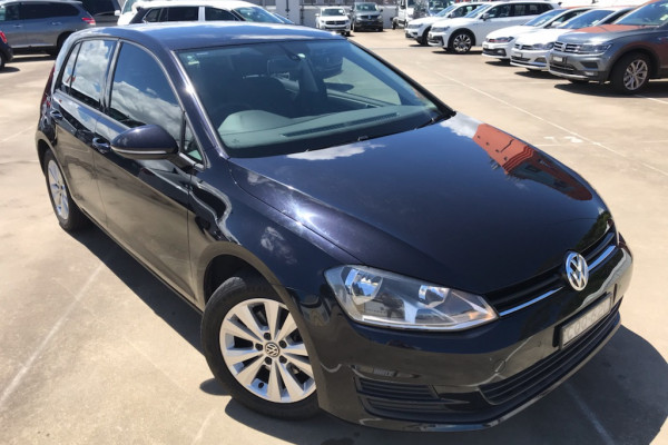 Volkswagen Golf Comfortline VII 90TSI