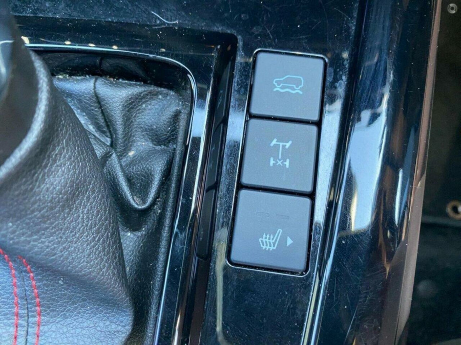 2024 Isuzu D-MAX RG X-TERRAIN Ute Image 14
