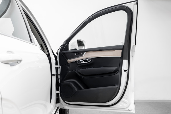 2026 Volvo XC90 L Series B5 Plus AWD 2L Petrol SUV Image 9