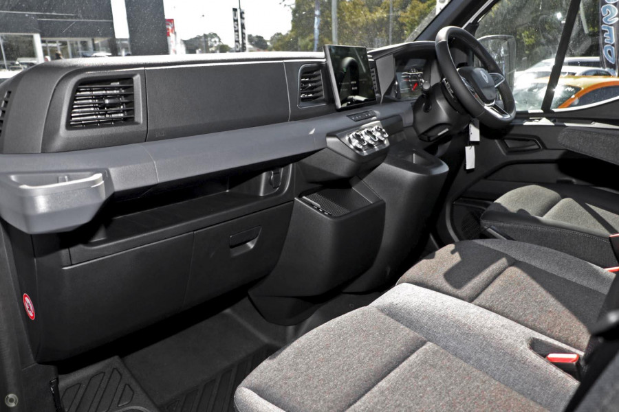 2026 Renault Master XDD  Van Image 7