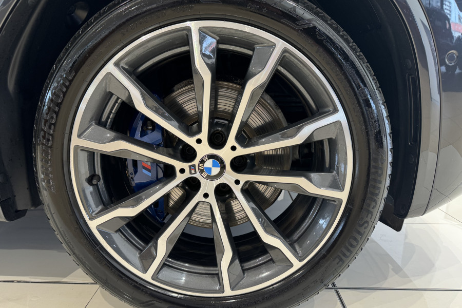 2020 BMW X3 xDrive30d - M Sport SUV Image 11