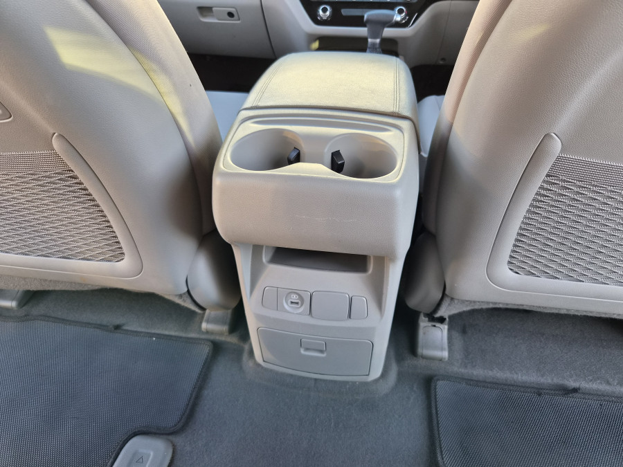 2020 Kia Carnival YP S Van Image 17