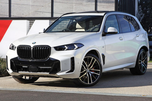 2026 BMW X5 G05 LCI xDrive30d M Sport SUV image 2