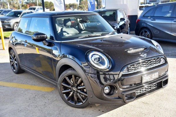 2020 MINI Cooper F56 LCI S Classic Hatch Image 1