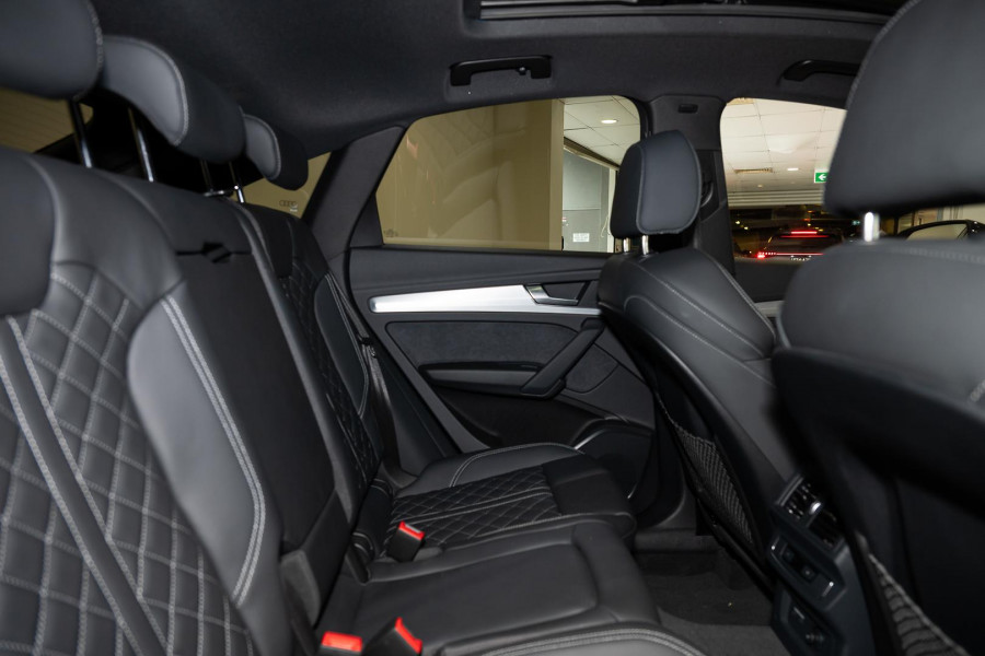 2025 Audi Q5 FY 55 TFSI e S Line SUV