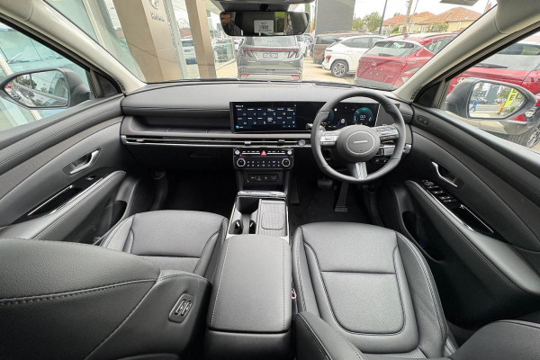 2026 Hyundai Tucson NX4.V4 Hybrid Premium SUV Image 13