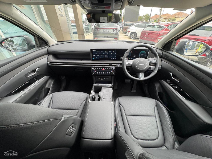 2026 Hyundai Tucson NX4.V4 Hybrid Premium SUV Image 13