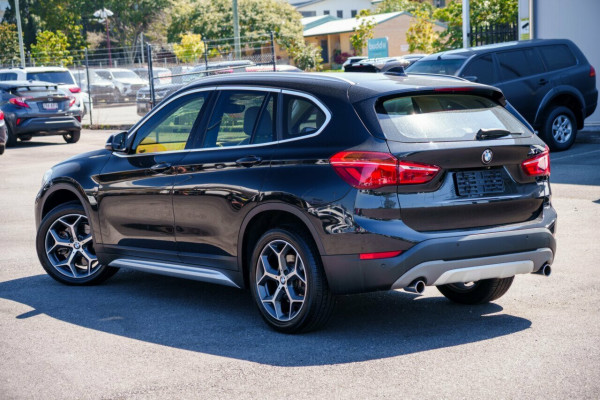 2015 BMW X1 F48 sDrive20i SUV Image 2