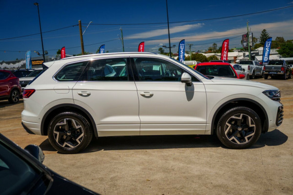 2023 MY24 Volkswagen Touareg RC 170TDI SUV Image 4