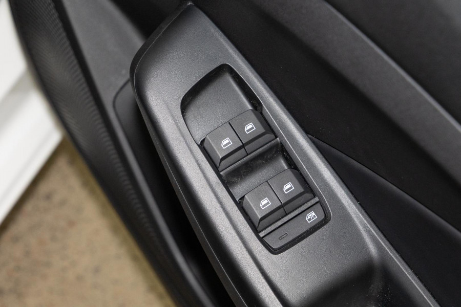 2025 MY25.5 MG MG3 ZP22 Excite Hatch Image 16