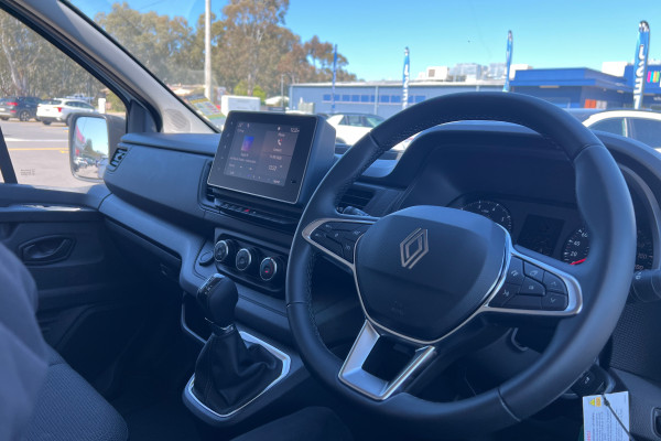 2025 Renault Trafic X82 Pro Van Image 17