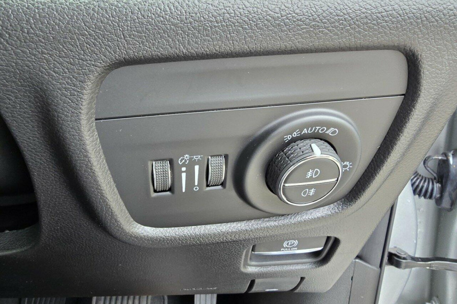 2023 Jeep Grand Cherokee WL Overland SUV Image 26