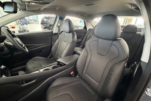 2026 Hyundai i30 CN7.V4 Elite Hybrid Sedan Image 20