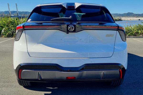 2025 MG MG4 X-POWER/64Kwh/Ev/4Wd Hatch