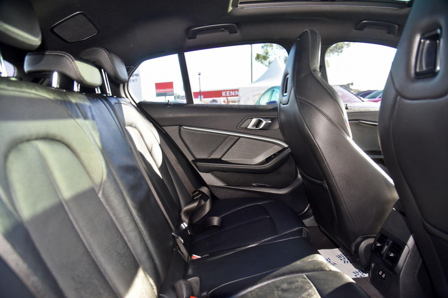 2021 BMW 1 Series F40 M135i xDrive Hatch Image 7