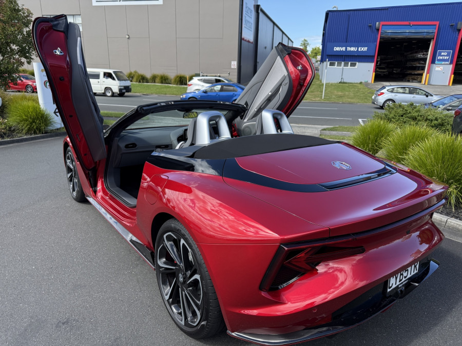 2026 MG Cyberster Convertible Image 8