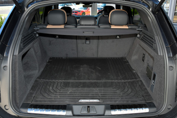 2026 Land Rover Range Rover Sport L461 D300 Dynamic SE SUV