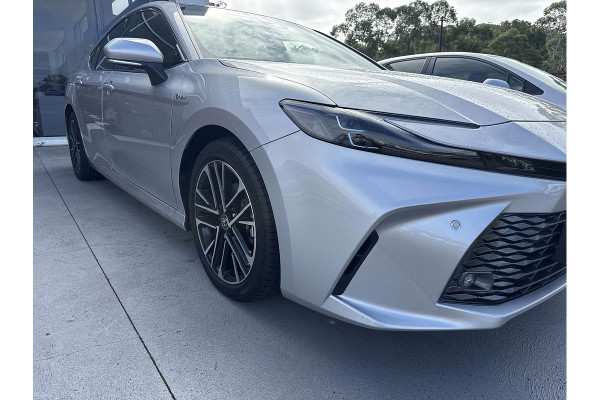 2024 Toyota Camry AXVH80R SL Sedan Image 2