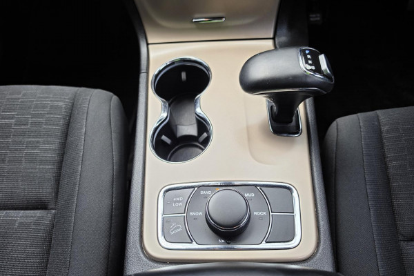 2014 Jeep Grand Cherokee WK Laredo SUV Image 21