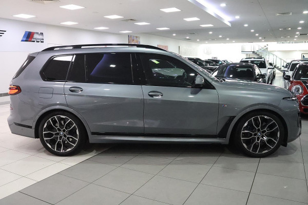 2023 BMW X7 G07 LCI xDrive40d M Sport SUV image 7
