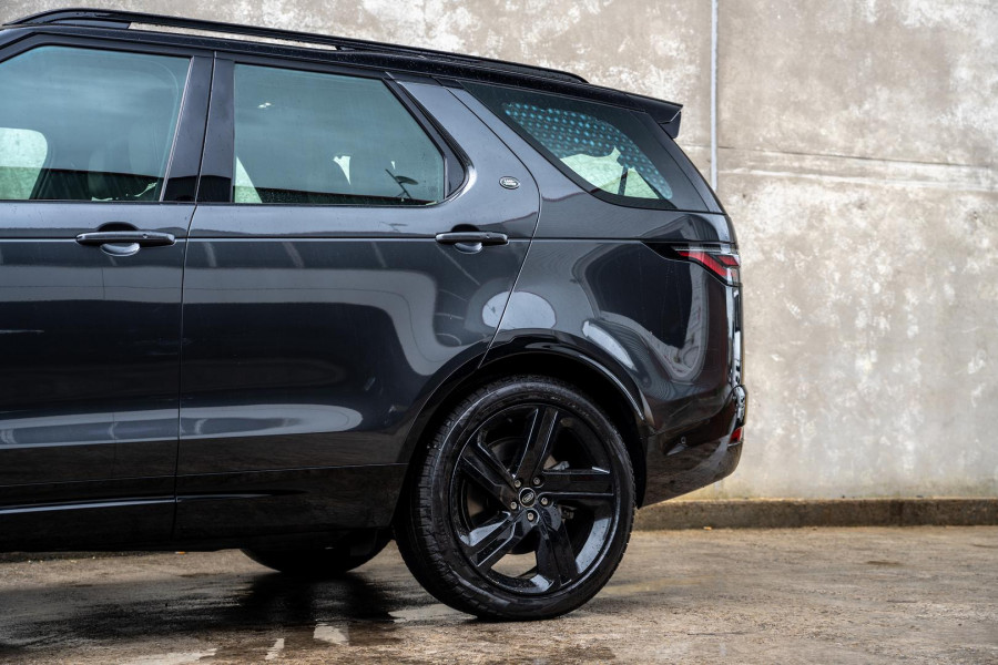 2025 Land Rover Discovery Series 5 D350 Dynamic SE SUV