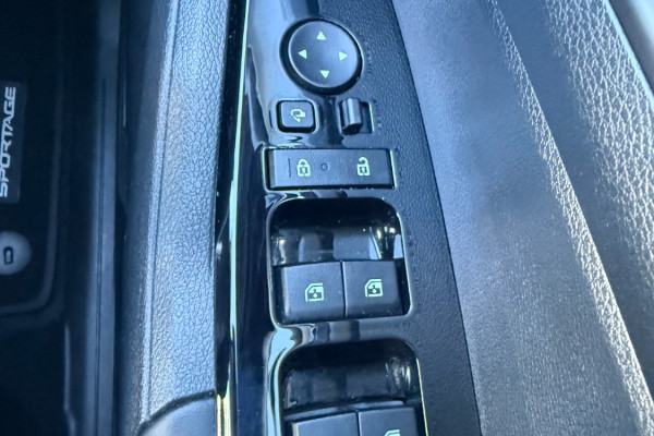 2022 Kia Sportage NQ5 SX SUV Image 19