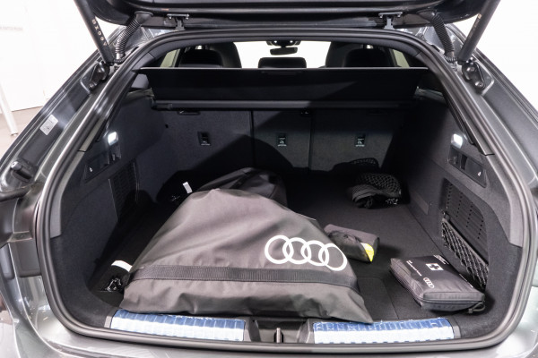 2025 Audi A5 B10 e-hybrid S-Line Wagon image 18