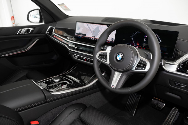 2025 BMW X5 G05 LCI xDrive30d M Sport SUV image 6