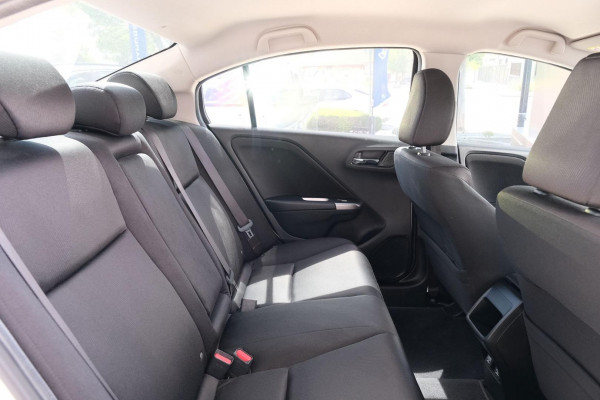 2015 MY16 Honda City GM VTi-L Sedan Image 11