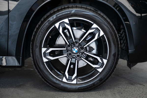 2025 BMW X1 U11 xDrive20i M Sport SUV image 25