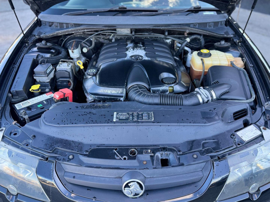 2002 Holden Commodore VY SS Sedan Image 20
