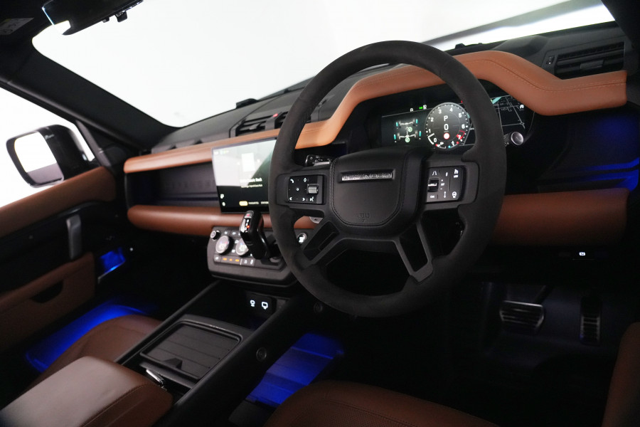 2022 Land Rover Defender L663 110 P525 SCV8 SUV Image 25