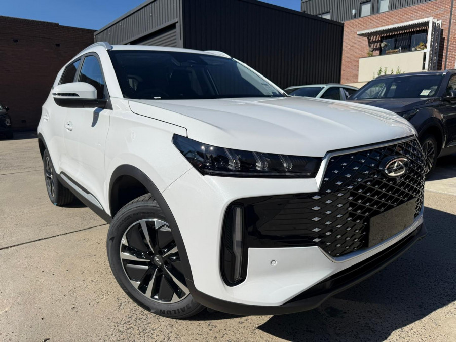 2026 Chery Tiggo 4  Hybrid Ultimate SUV Image 1