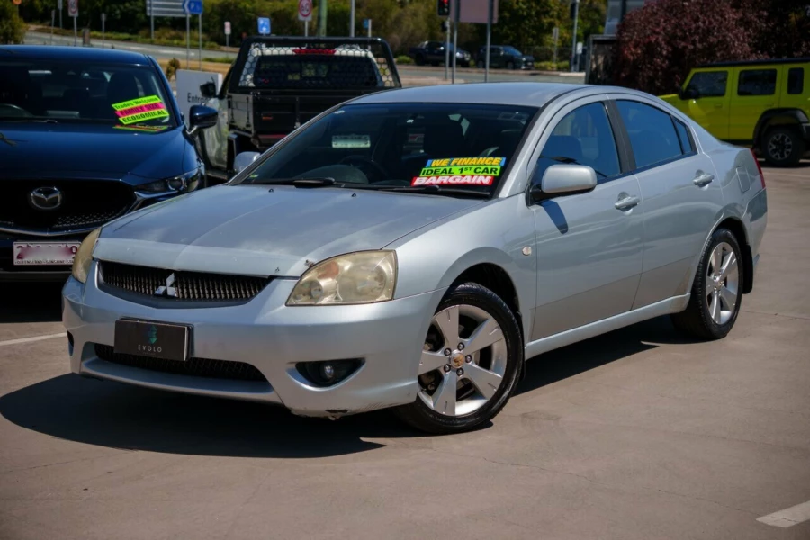 2008 Mitsubishi 380 DB Series III SX Sedan