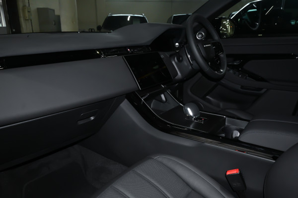 2026 MY5  Land Rover Range Rover Evoque L551 P250 Dynamic SE SUV