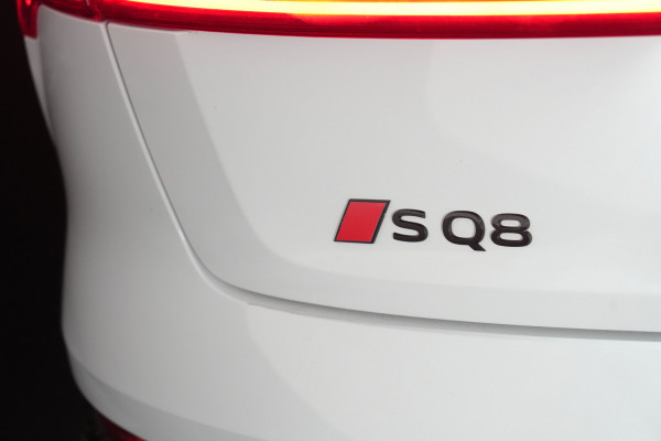 2024 Audi SQ8  GE e-tron SUV Image 25