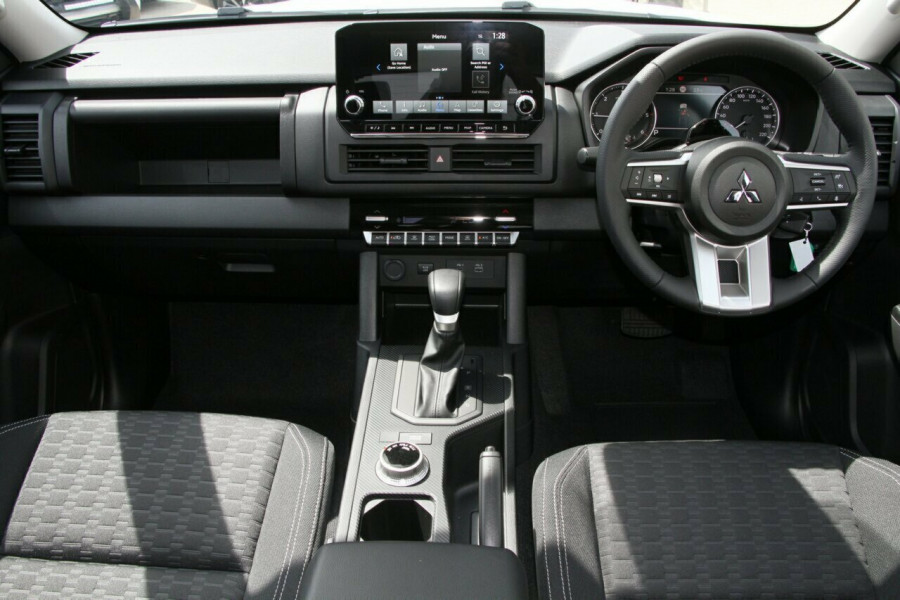 2024 MY24.5 Mitsubishi Triton MV GLX-R Ute Image 16