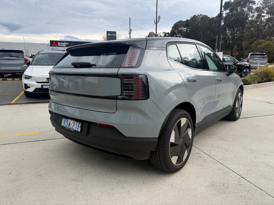 2024 MY25 Volvo EX30  Single Motor Extended Range Plus SUV Image 3
