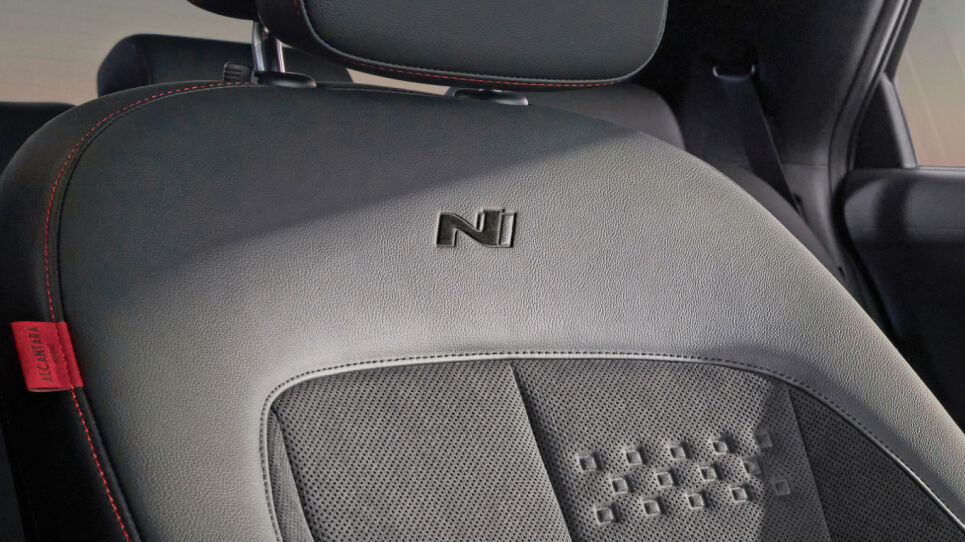 Suede leather seats with N logo 