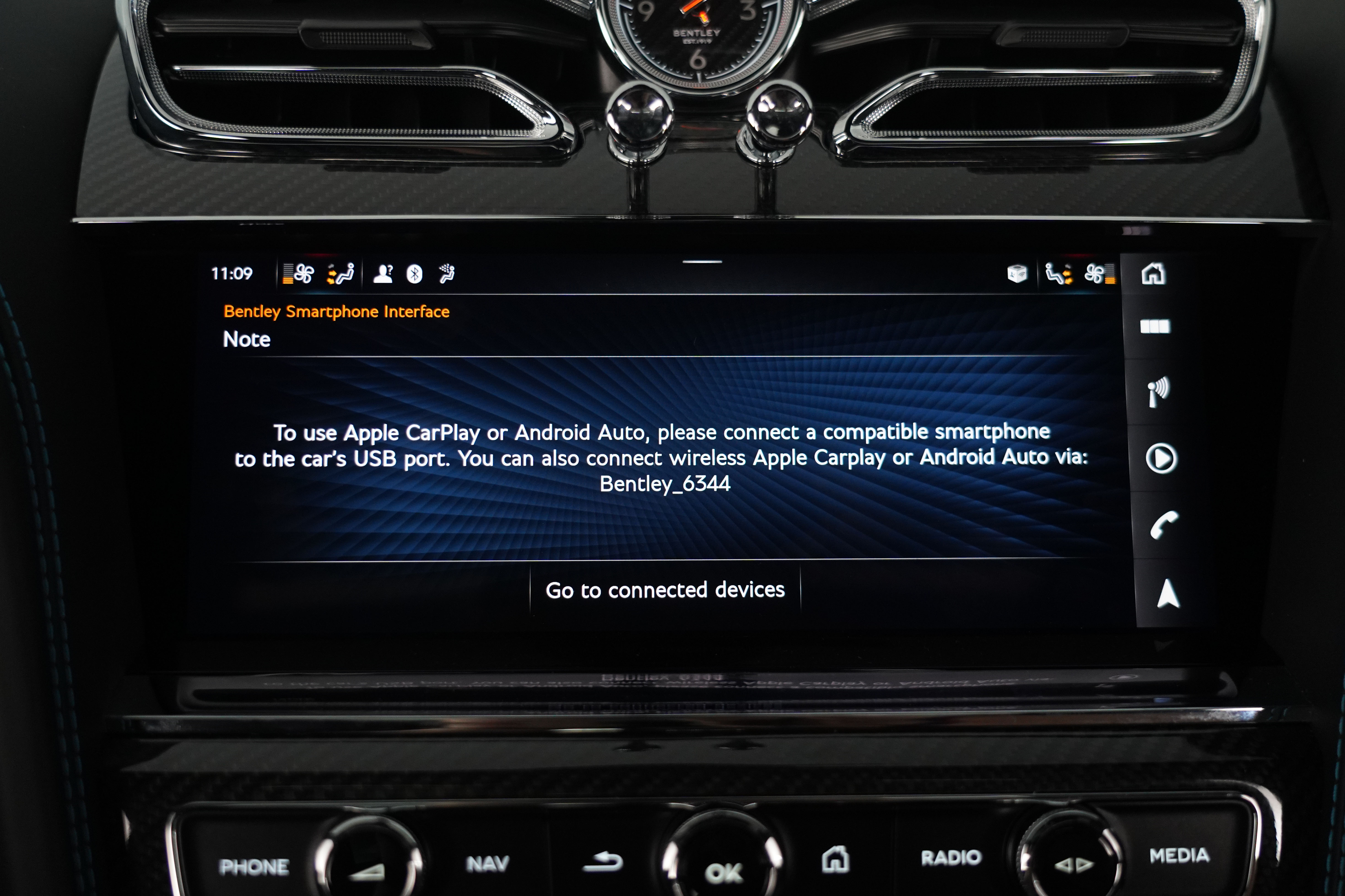 2024 Bentley Bentayga V8S Black Line SUV Image 43