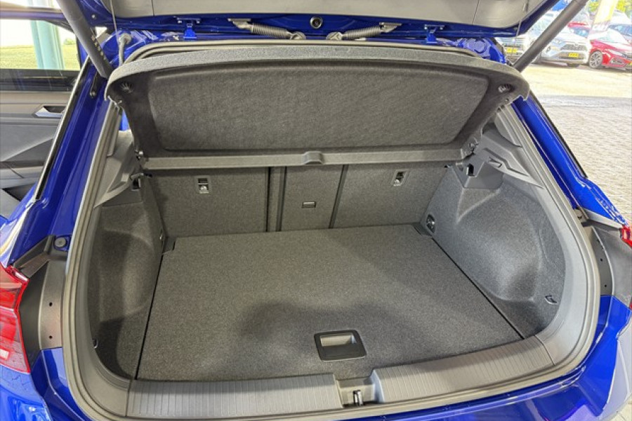 2025 Volkswagen T-Roc D11 140TSI R-Line SUV Image 13