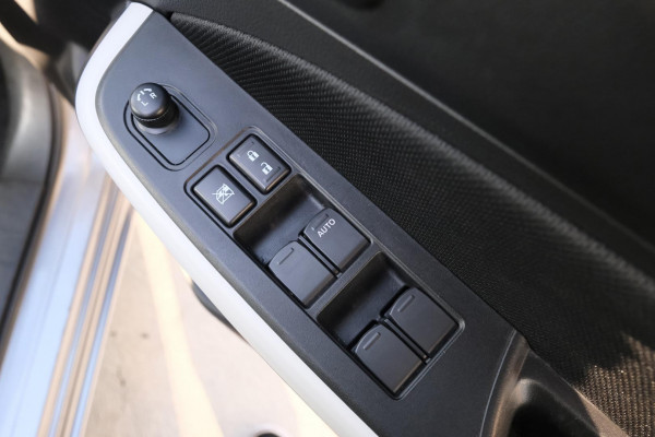 2020 Suzuki Swift AZ GL Navigator Hatch Image 12
