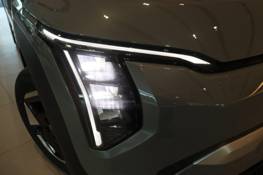 2025 Kia EV3 SV Air Standard Range SUV Image 7