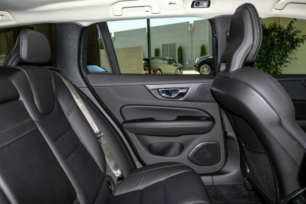 2019 MY20 Volvo V60 Z Series MY20 T5 Geartronic AWD Inscription Wagon Image 5