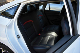 2024 MG MG5 AP32 Essence Sedan