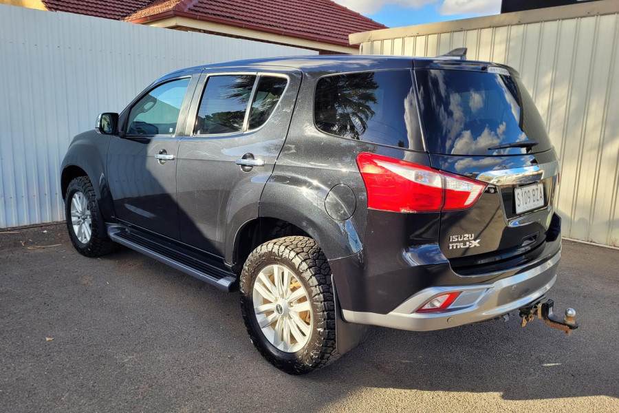 2018 MY17 Isuzu MU-X LS-U SUV Image 7