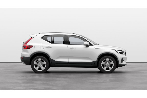 2025 Volvo XC40 XZ Plus B4 SUV Image 5